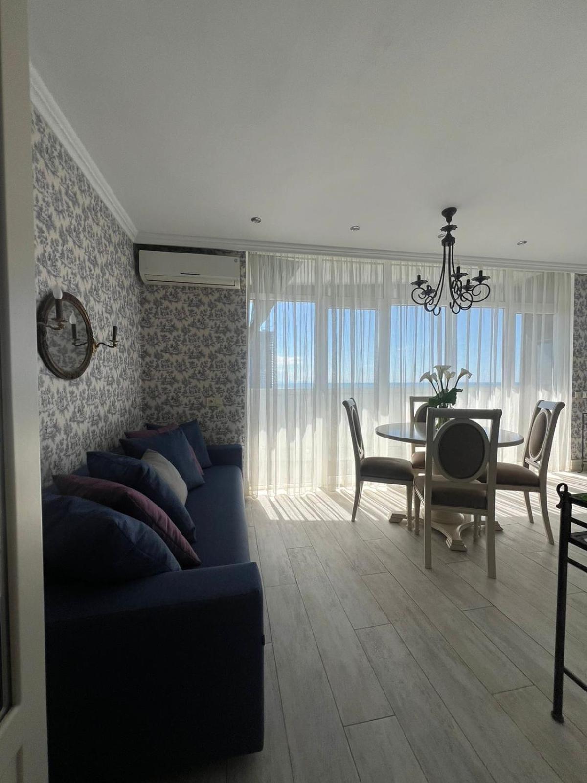 Apartment Batumi Weekend Exterior photo